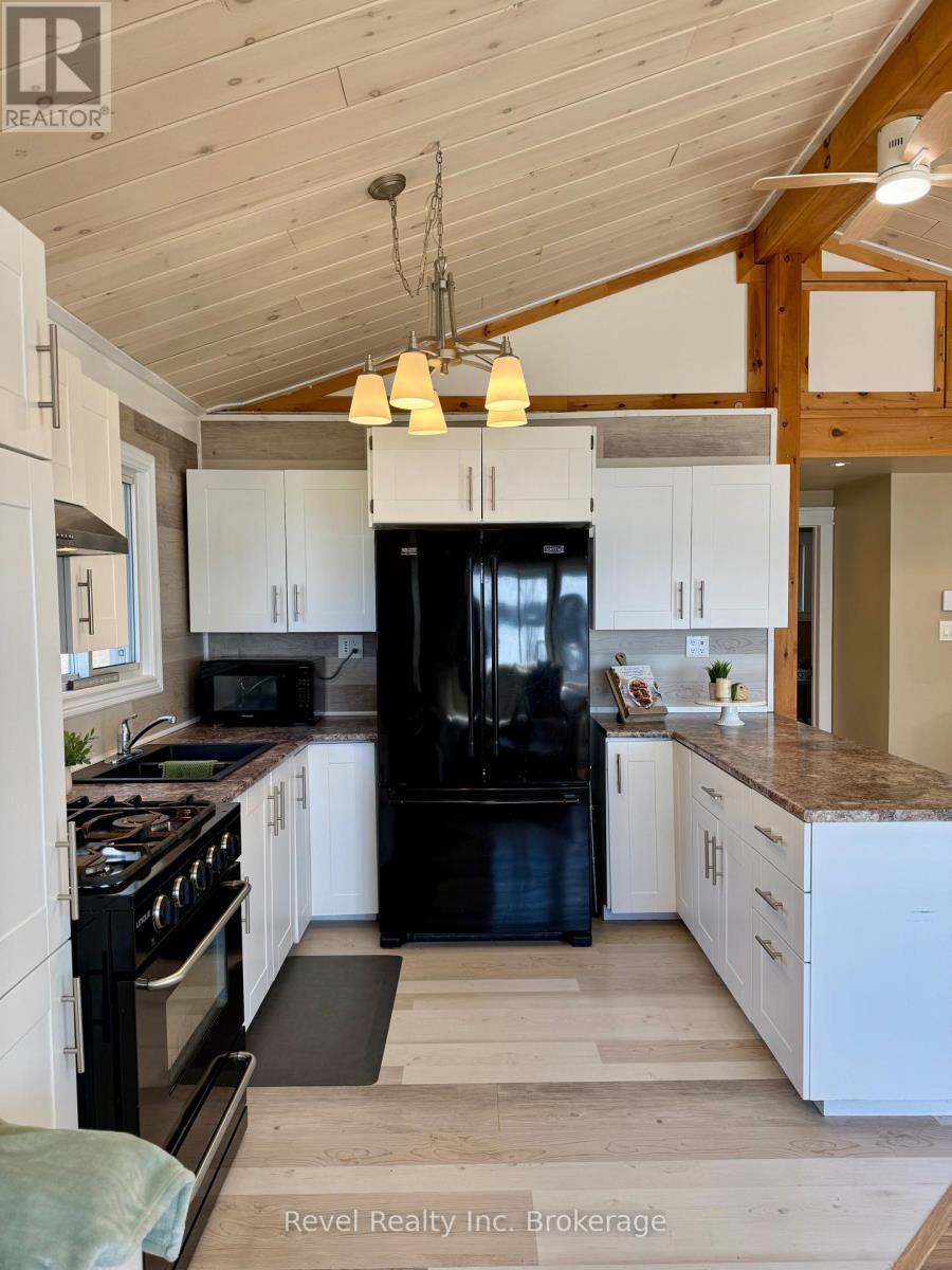 286 Mallard Haven Road, Chisholm, Ontario  P0H 1B0 - Photo 13 - X12989126