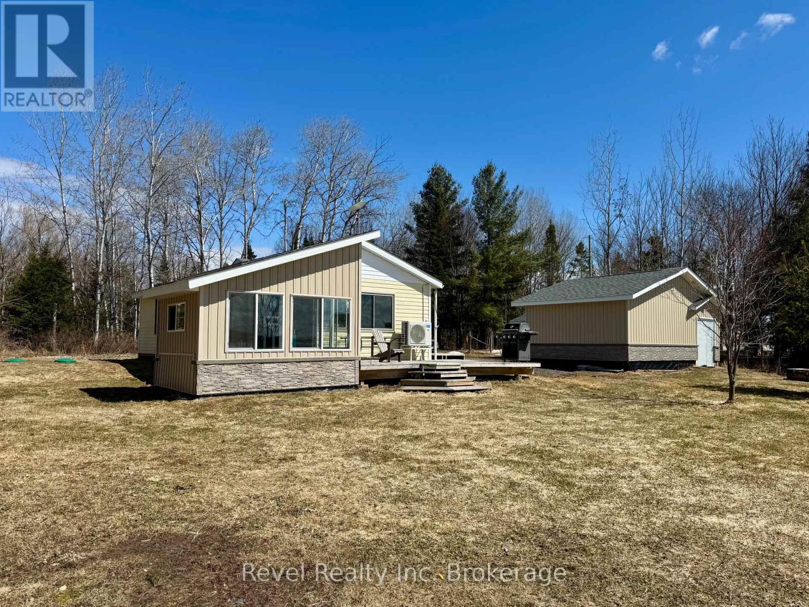 286 Mallard Haven Road, Chisholm, Ontario  P0H 1B0 - Photo 2 - X12989126