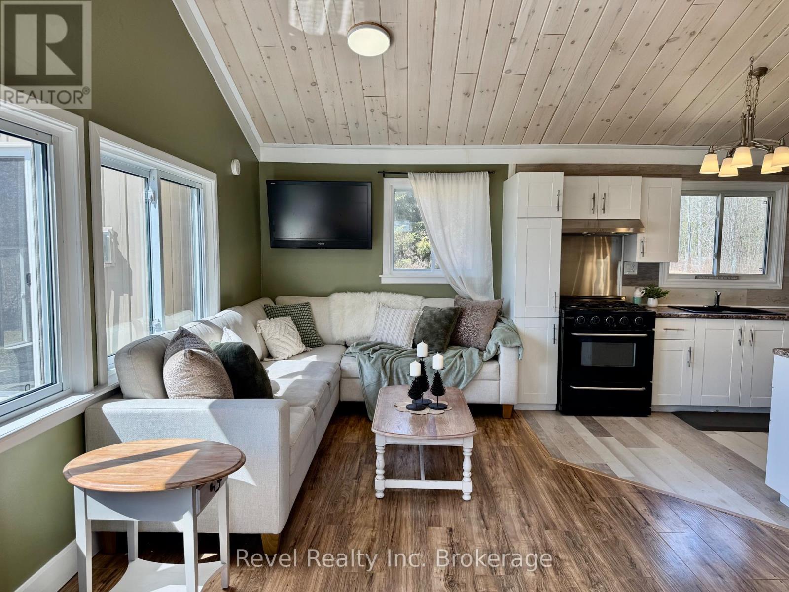 286 Mallard Haven Road, Chisholm, Ontario  P0H 1B0 - Photo 9 - X12989126