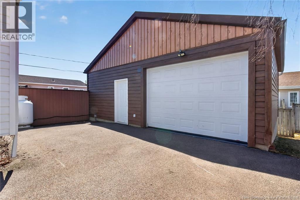 338 Ste Croix Street, Dieppe, New Brunswick  E1A 1Y7 - Photo 6 - NB132374