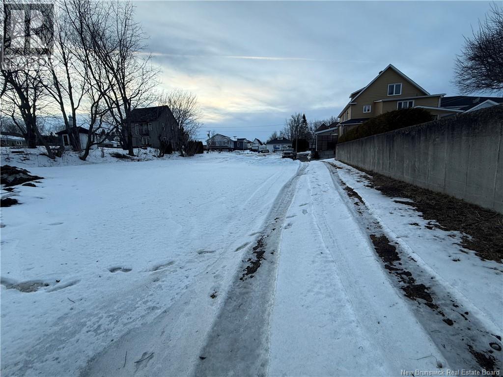 283-285-287 Basin Street, Grand-Sault/grand Falls, New Brunswick  E3Z 2J2 - Photo 3 - NB136956
