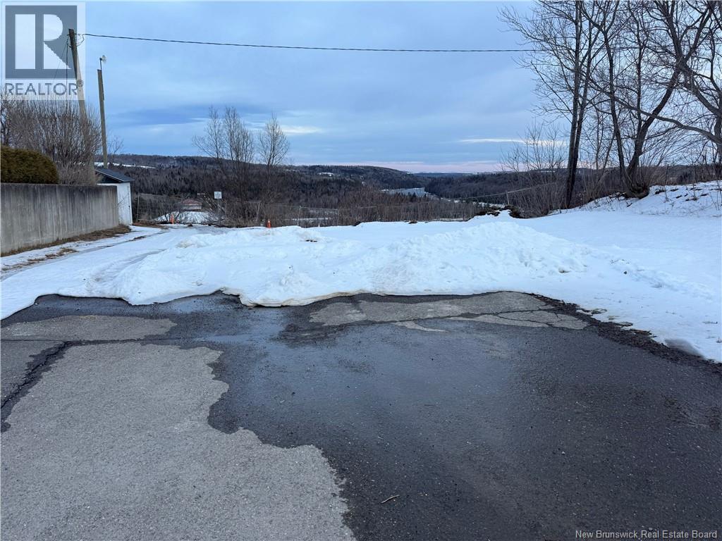 283-285-287 Basin Street, Grand-Sault/Grand Falls, New Brunswick