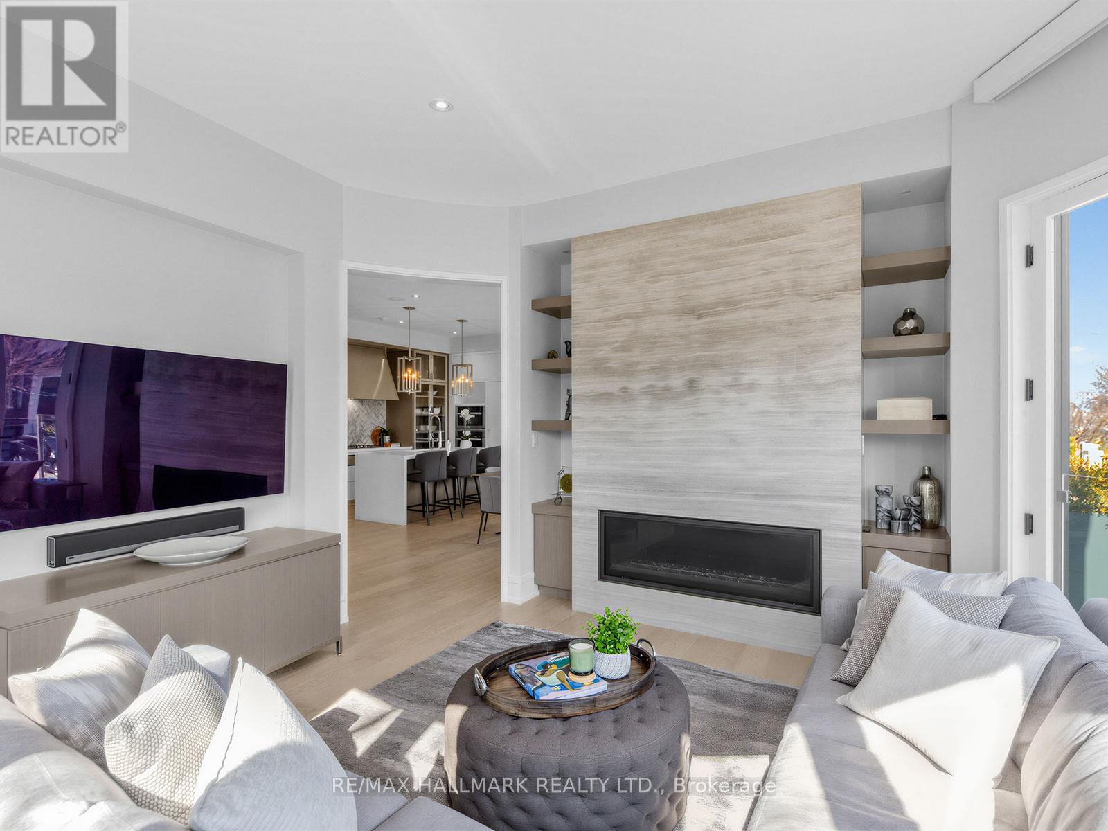 1 Thurloe Avenue, Toronto, Ontario  M4S 0B4 - Photo 12 - C12989118