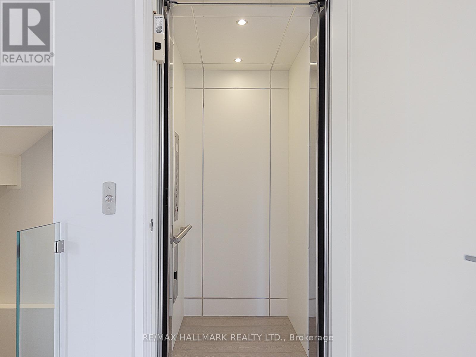 1 Thurloe Avenue, Toronto, Ontario  M4S 0B4 - Photo 32 - C12989118