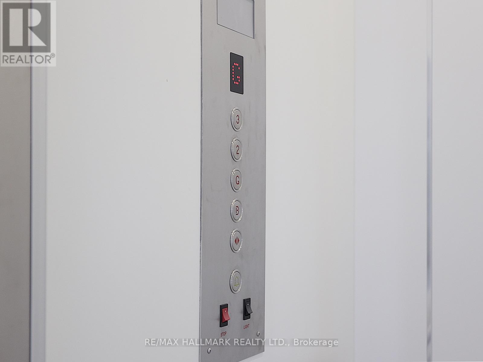 1 Thurloe Avenue, Toronto, Ontario  M4S 0B4 - Photo 33 - C12989118