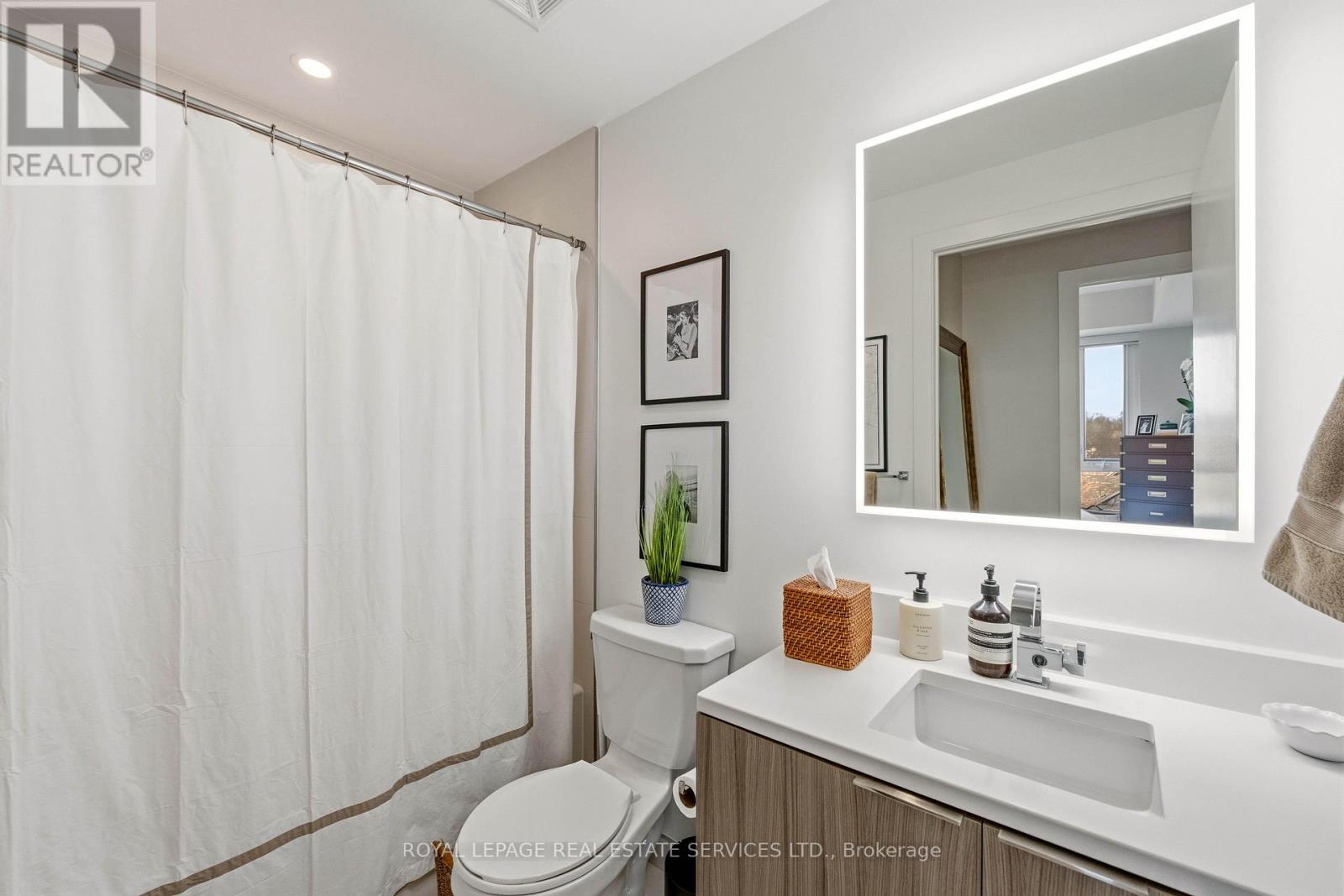 508 - 223 St Clair Avenue W, Toronto, Ontario  M4V 0A5 - Photo 17 - C12989122