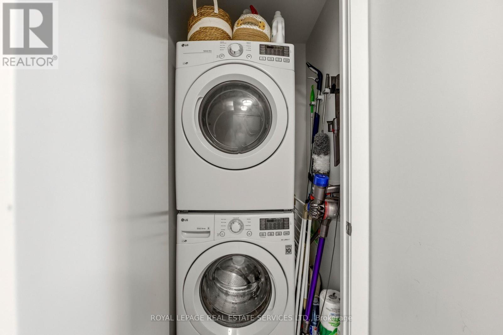 508 - 223 St Clair Avenue W, Toronto, Ontario  M4V 0A5 - Photo 21 - C12989122