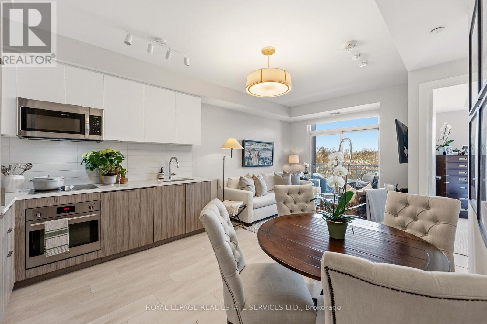 508 - 223 St Clair Avenue W, Toronto, Ontario  M4V 0A5 - Photo 7 - C12989122