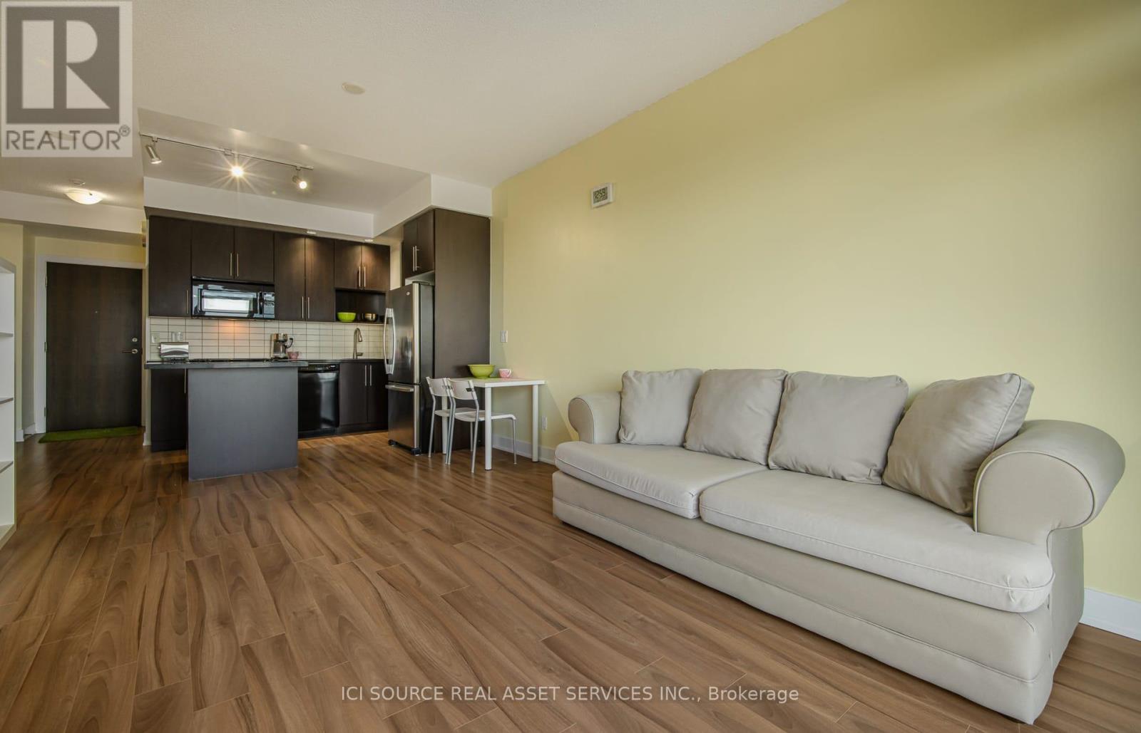 2303 - 28 Linden Street, Toronto, Ontario M4Y 0A4 - Photo 4 - C12989140