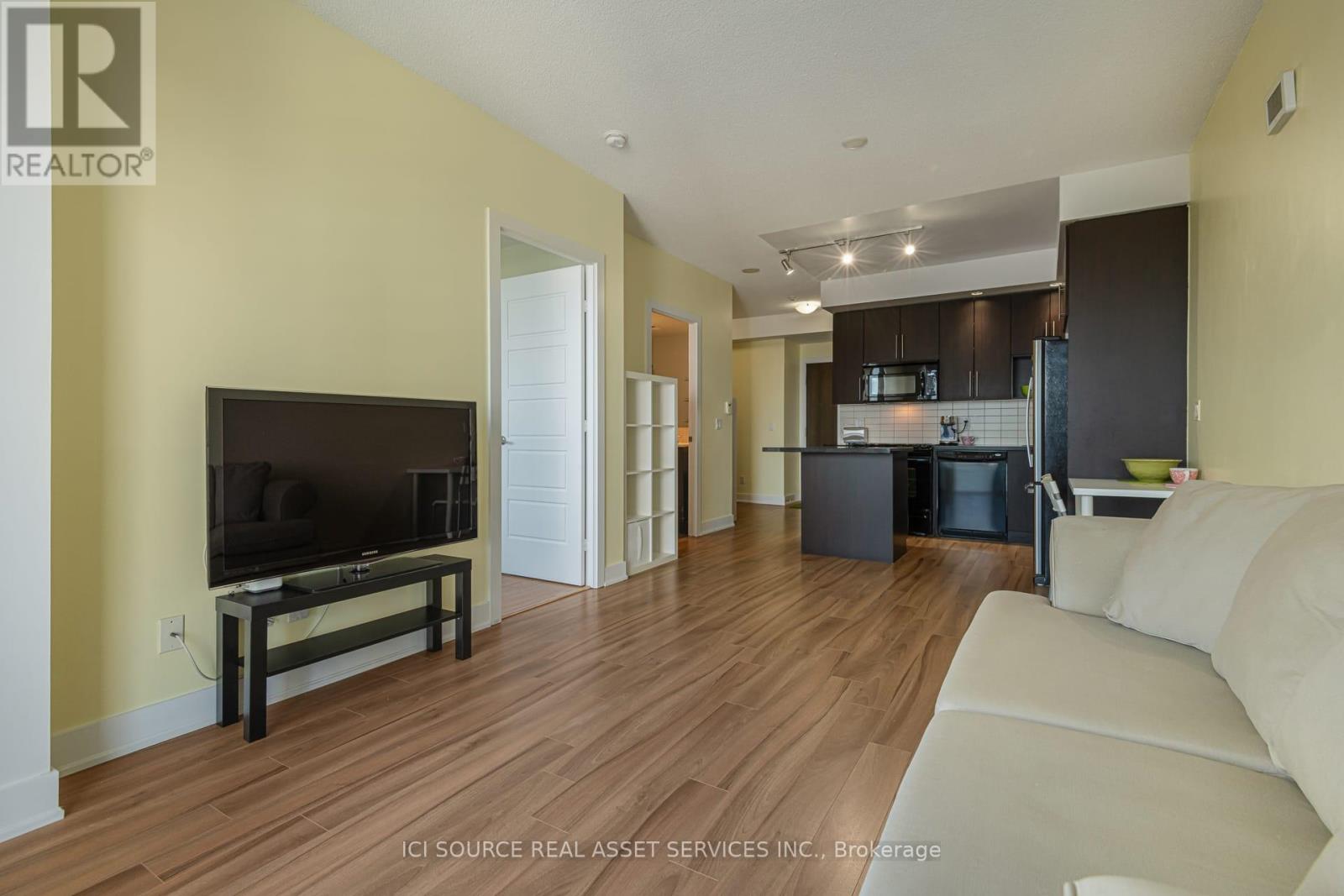 2303 - 28 Linden Street, Toronto, Ontario M4Y 0A4 - Photo 5 - C12989140