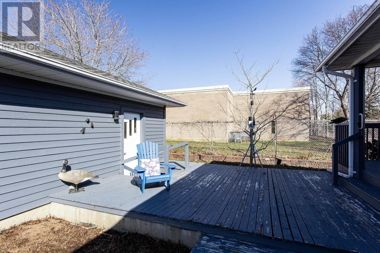 21 Spring Garden Road, Middleton, Nova Scotia  B0S 1P0 - Photo 6 - 202607129