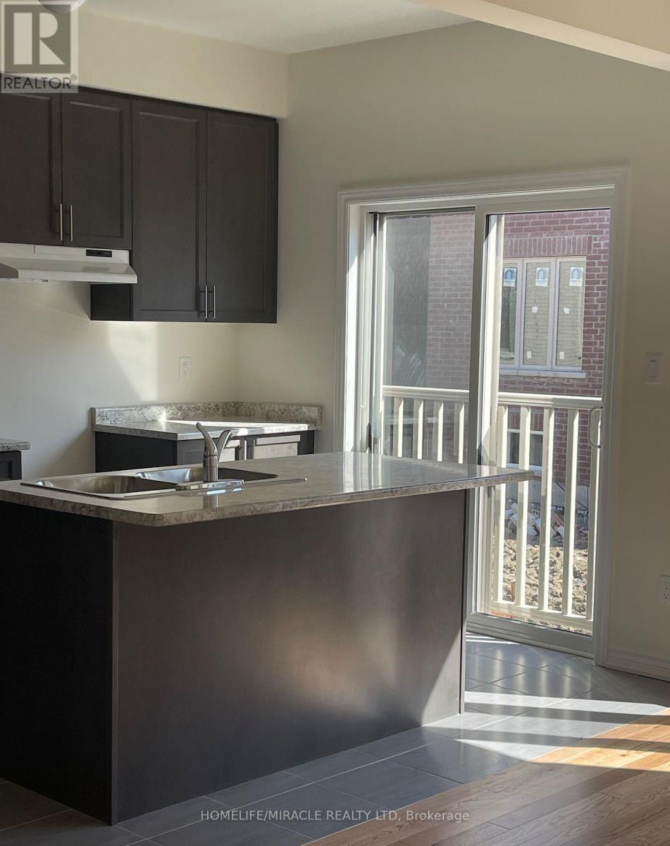 2419 Angora Street, Pickering, Ontario L1X 0M8 - Photo 4 - E12989088