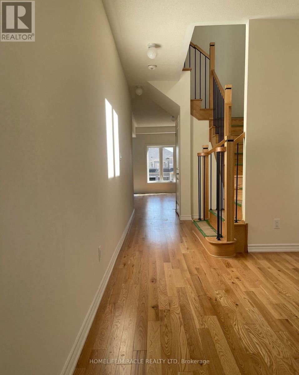 2419 Angora Street, Pickering, Ontario L1X 0M8 - Photo 8 - E12989088