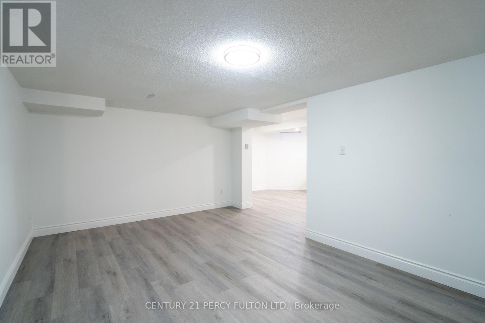 1618 Major Oaks Road, Pickering, Ontario  L1X 2G8 - Photo 16 - E12989134