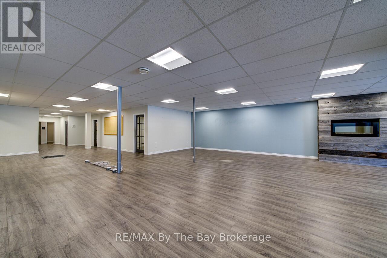 1367 Mosley Street, Wasaga Beach, Ontario  L9Z 2C5 - Photo 11 - S12981784