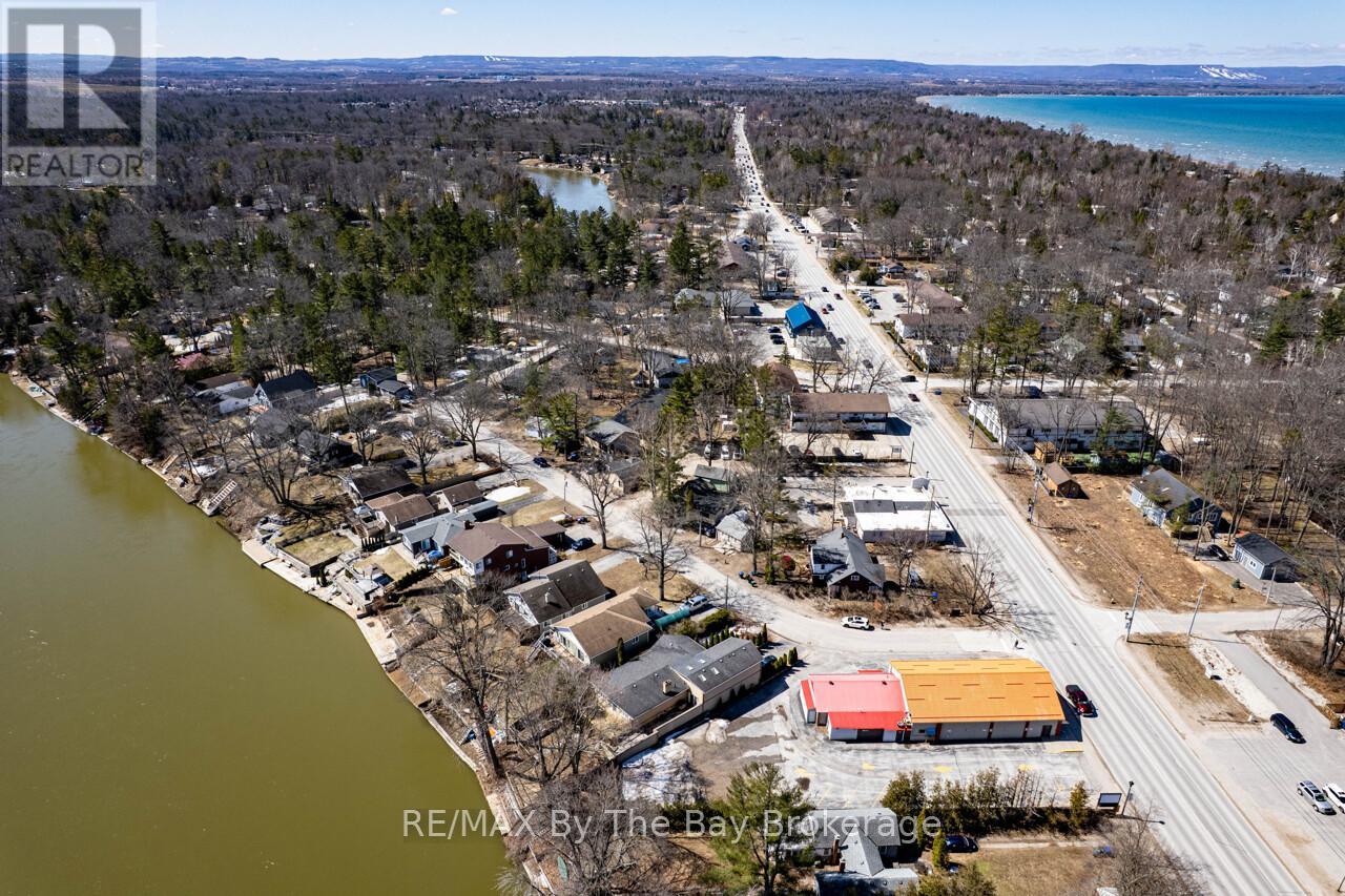 1367 Mosley Street, Wasaga Beach, Ontario  L9Z 2C5 - Photo 42 - S12981784