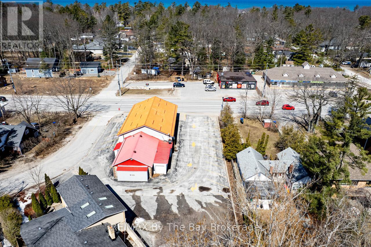 1367 Mosley Street, Wasaga Beach, Ontario  L9Z 2C5 - Photo 36 - S12981784