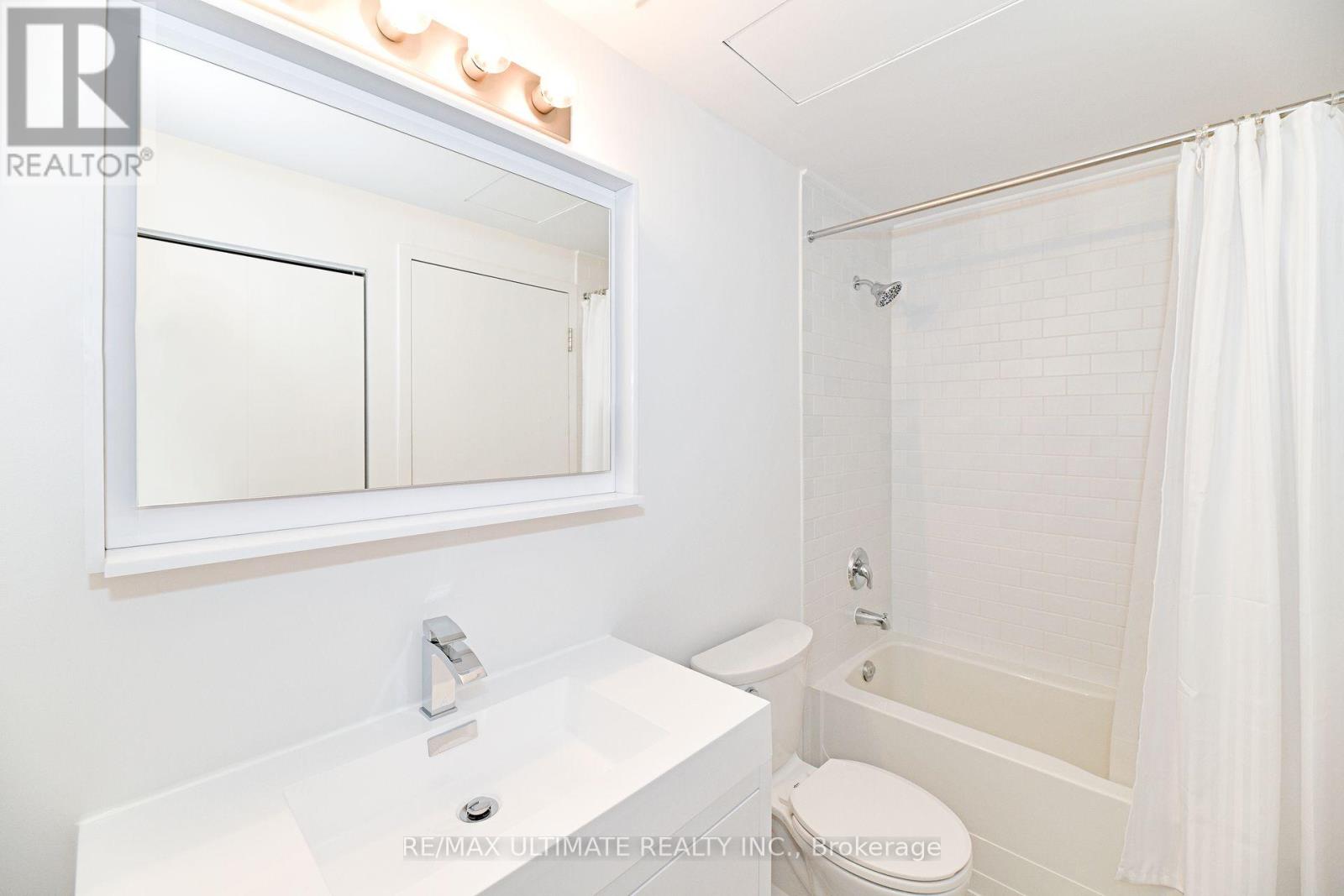 Ph 604 - 68 Broadview Avenue, Toronto, Ontario  M4M 2E6 - Photo 14 - E12988660