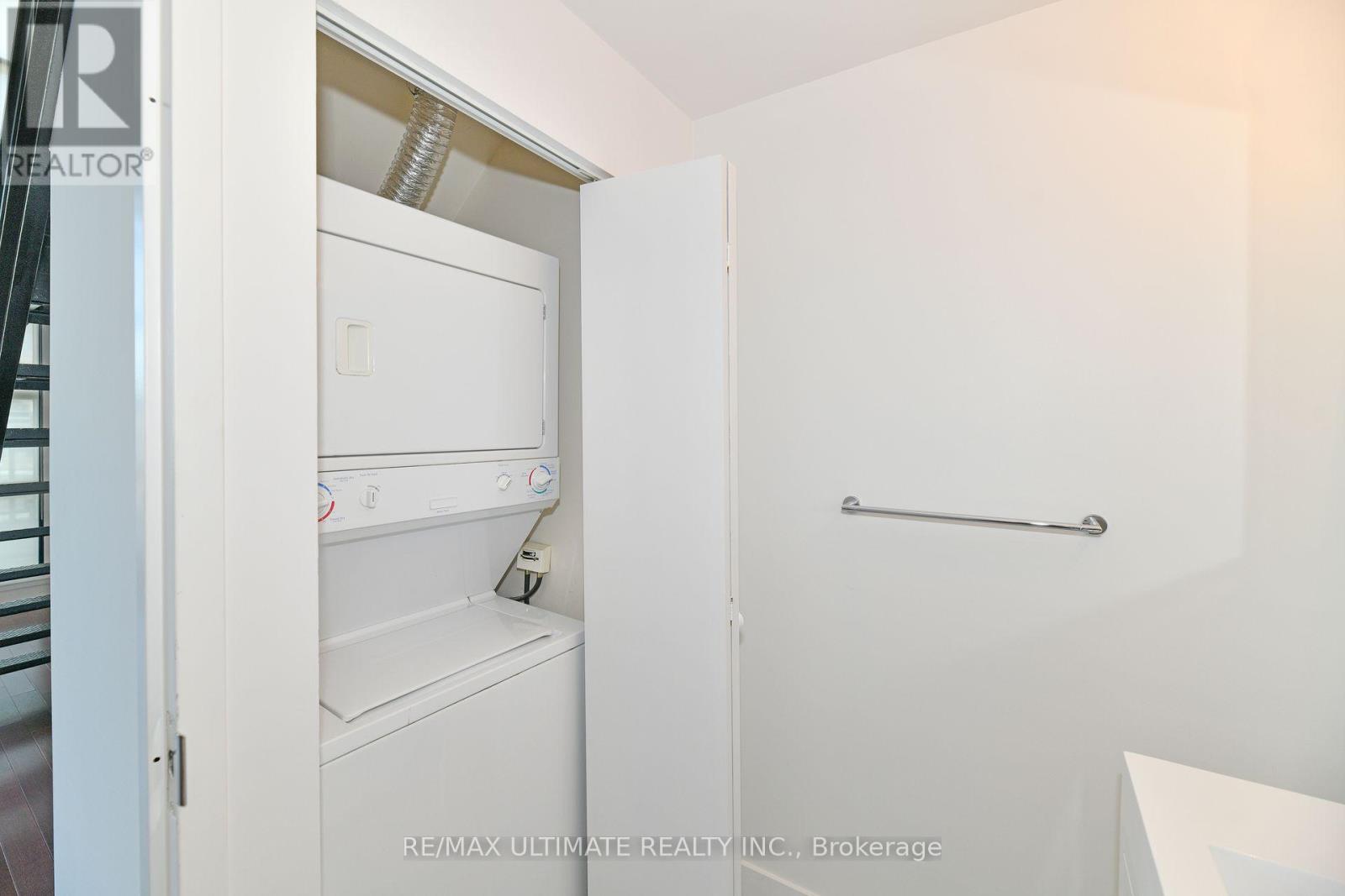 Ph 604 - 68 Broadview Avenue, Toronto, Ontario  M4M 2E6 - Photo 15 - E12988660