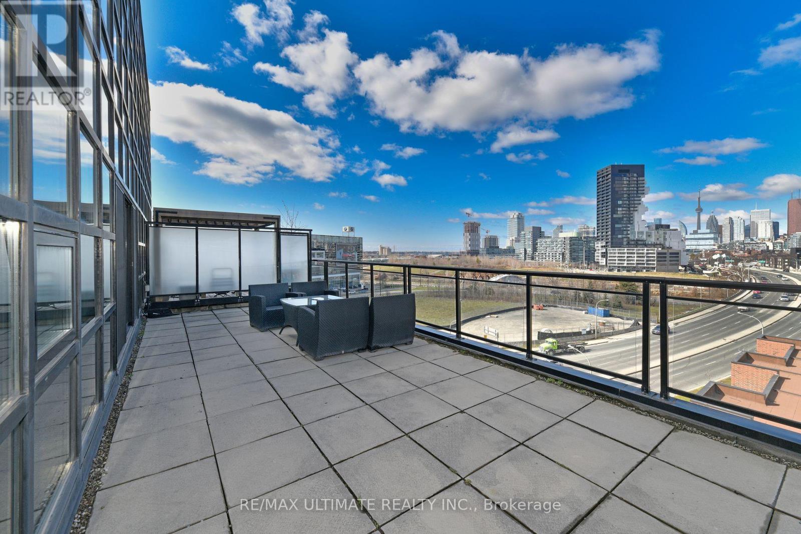 Ph 604 - 68 Broadview Avenue, Toronto, Ontario  M4M 2E6 - Photo 27 - E12988660