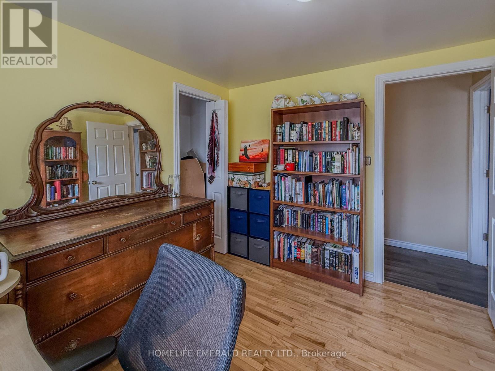 74 Vernon Street, Essa, Ontario  L0M 1B0 - Photo 19 - N12989110