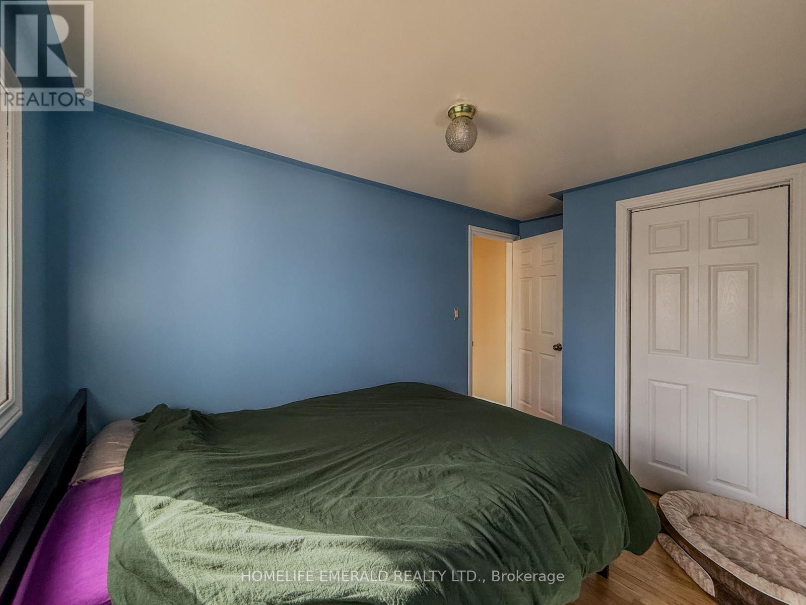 74 Vernon Street, Essa, Ontario  L0M 1B0 - Photo 21 - N12989110