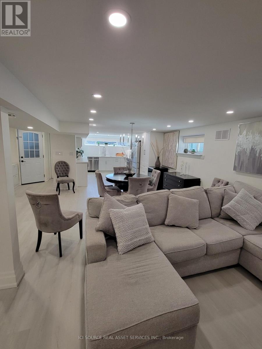 438 Woodbridge Avenue, Vaughan, Ontario  L4L 2T4 - Photo 24 - N12989112