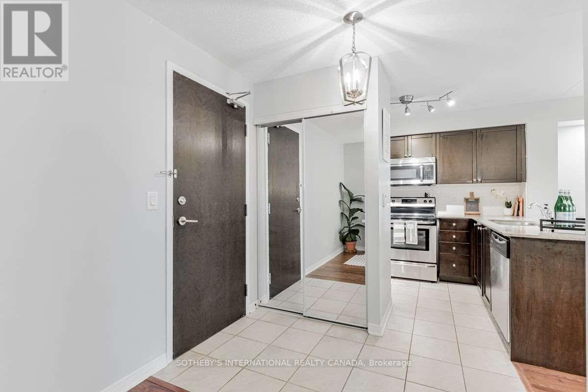 908 - 75 King William Crescent, Richmond Hill, Ontario  L4B 0C1 - Photo 4 - N12989116