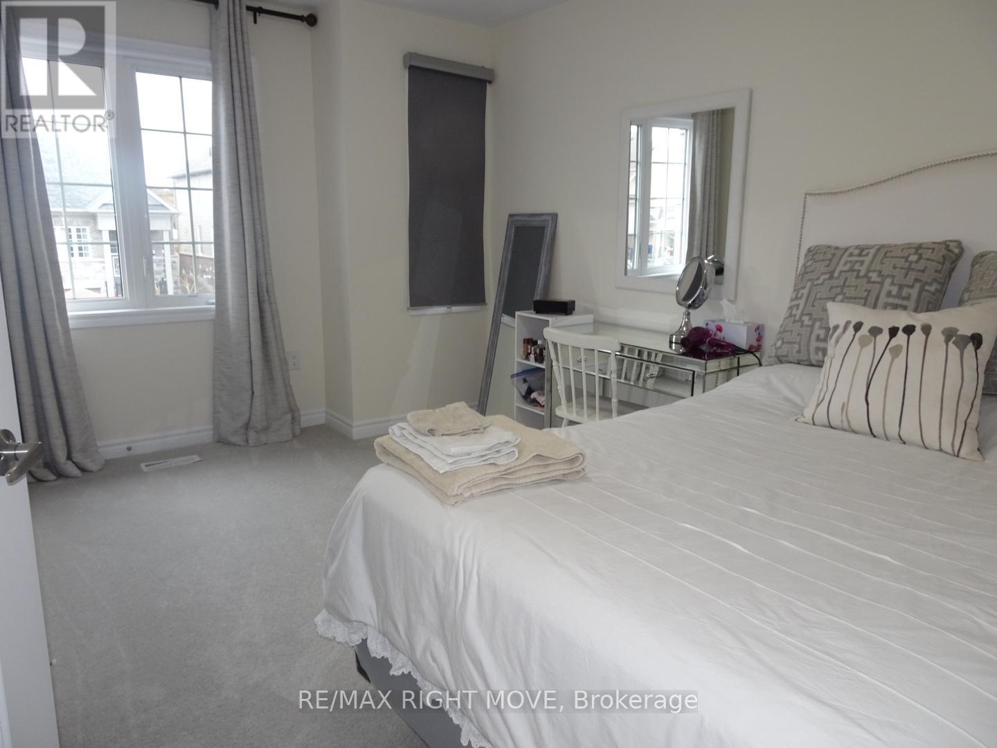 73 Atlantis Drive, Orillia, Ontario  L3V 8L4 - Photo 10 - S12989086