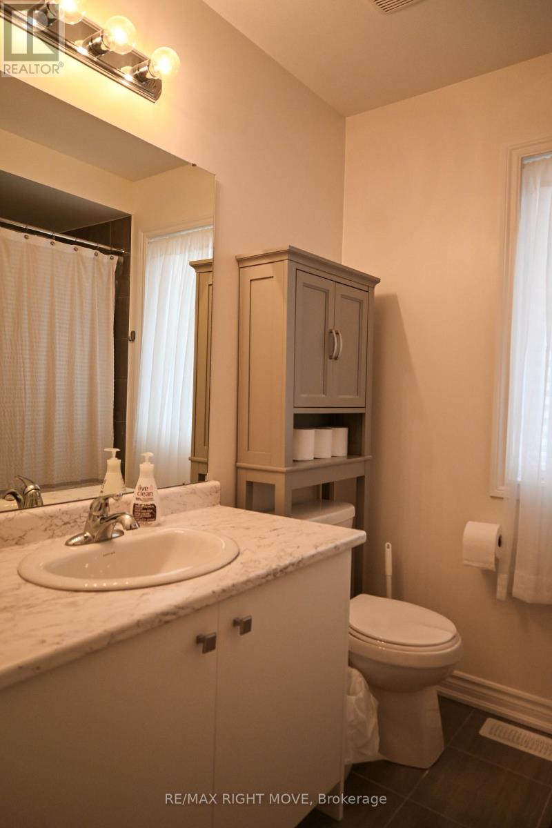 73 Atlantis Drive, Orillia, Ontario  L3V 8L4 - Photo 11 - S12989086