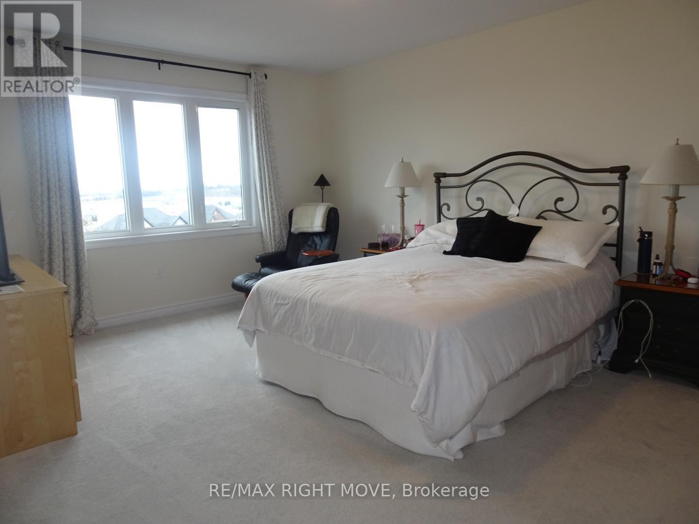 73 Atlantis Drive, Orillia, Ontario  L3V 8L4 - Photo 8 - S12989086