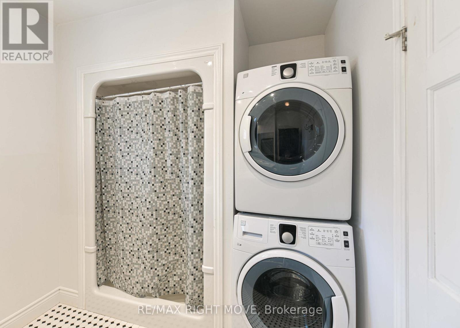 33 Coldwater Road W, Orillia, Ontario  L3V 3L2 - Photo 20 - S12989142