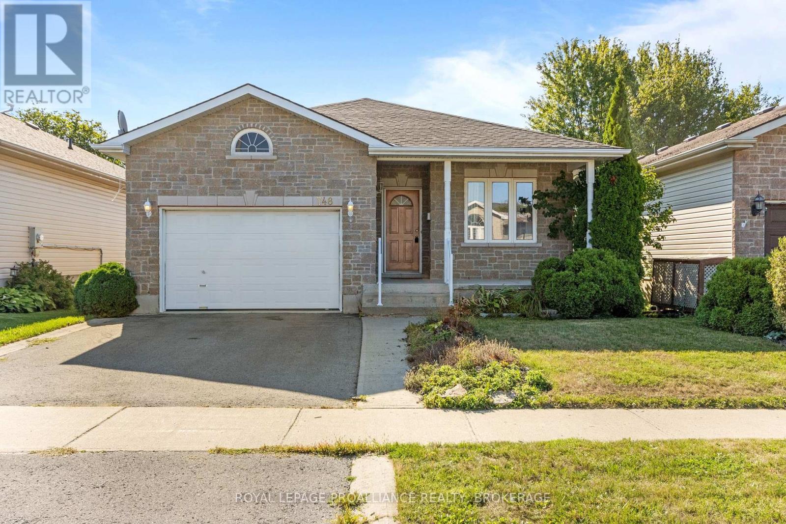 748 TANNER DRIVE, Kingston, Ontario