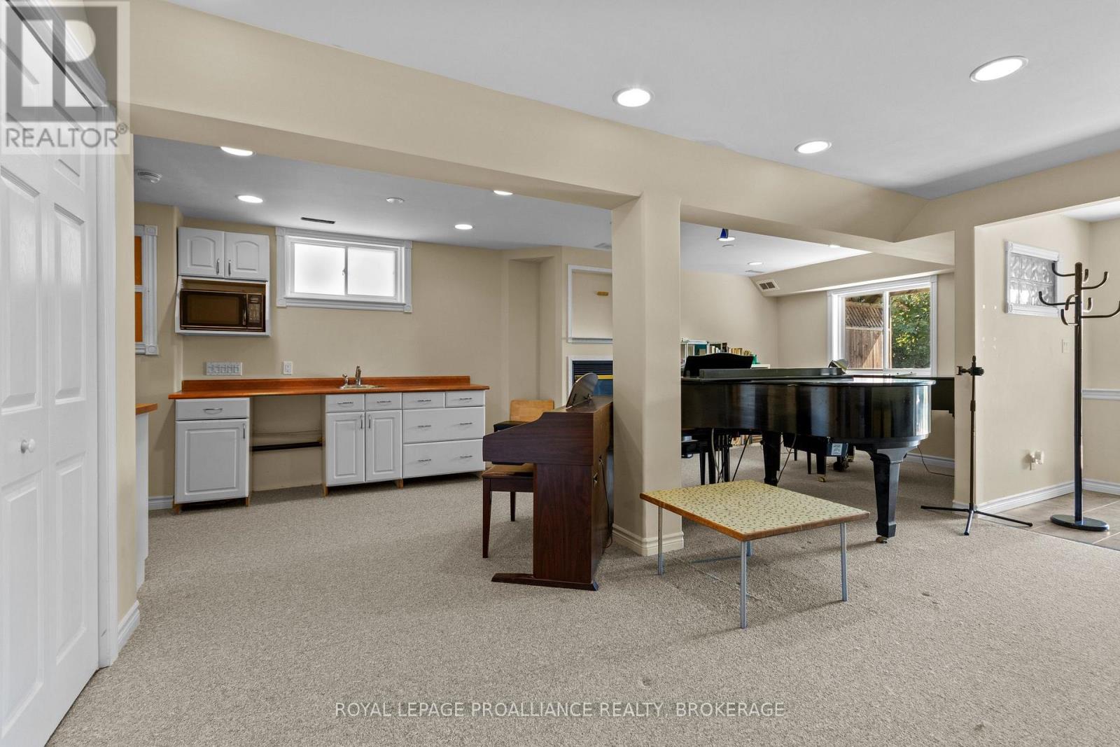 748 Tanner Drive, Kingston, Ontario  K7M 9G7 - Photo 16 - X12780058