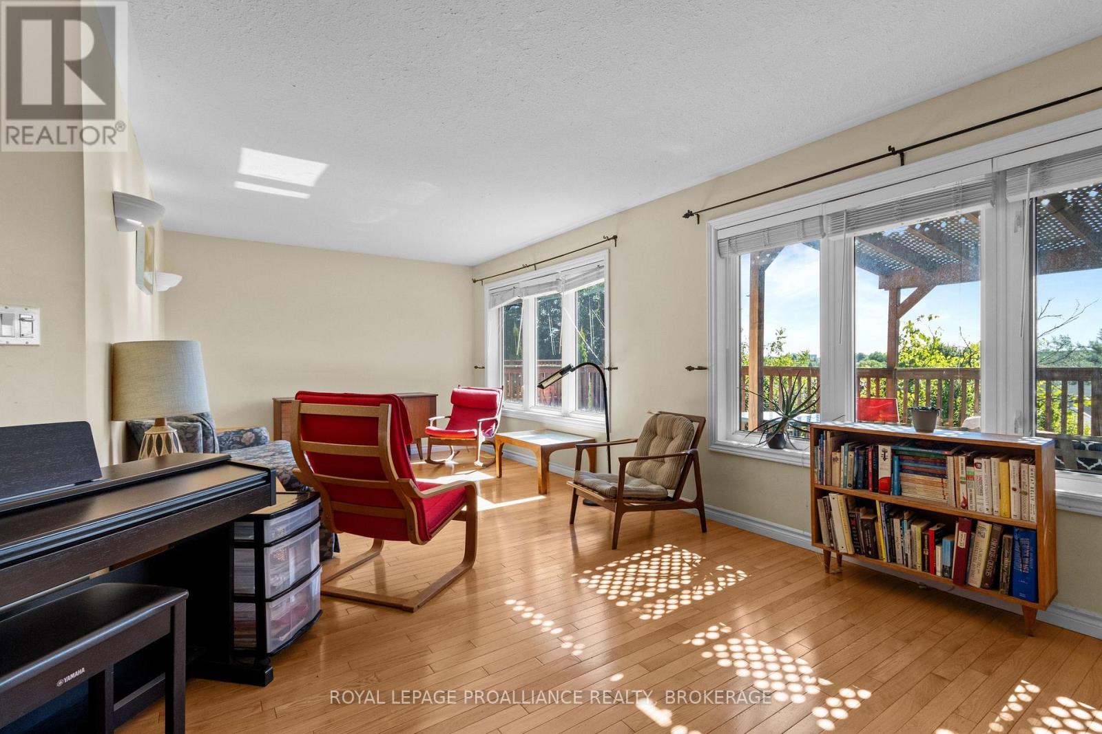 748 Tanner Drive, Kingston, Ontario  K7M 9G7 - Photo 7 - X12780058