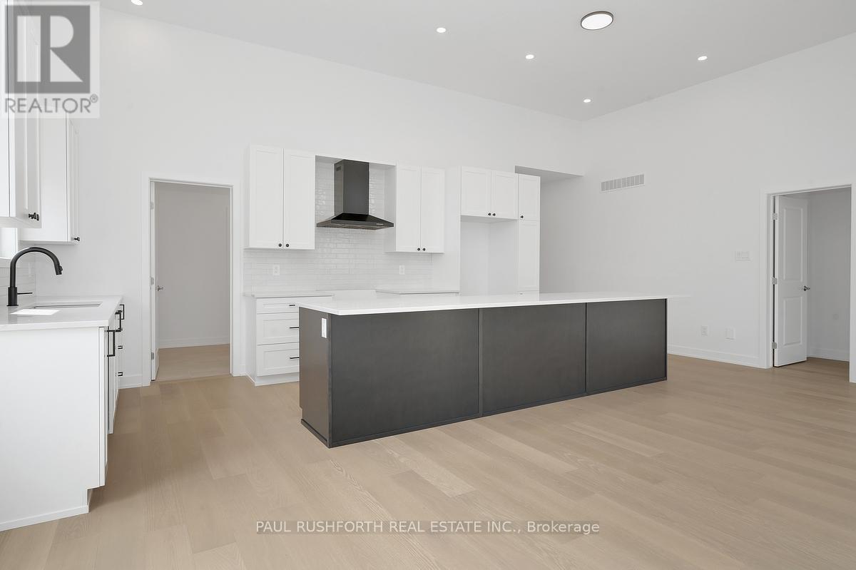 280 Antler Court, Mississippi Mills, Ontario  K0A 1A0 - Photo 19 - X12984404