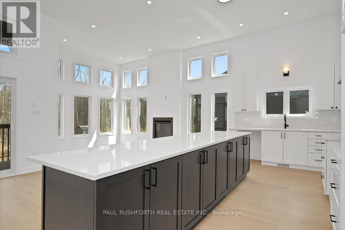 280 Antler Court, Mississippi Mills, Ontario  K0A 1A0 - Photo 21 - X12984404