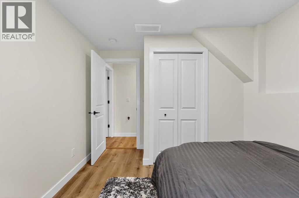 584 Woodhill Place SW, Calgary, Alberta  T2W 3L5 - Photo 34 - A2298867