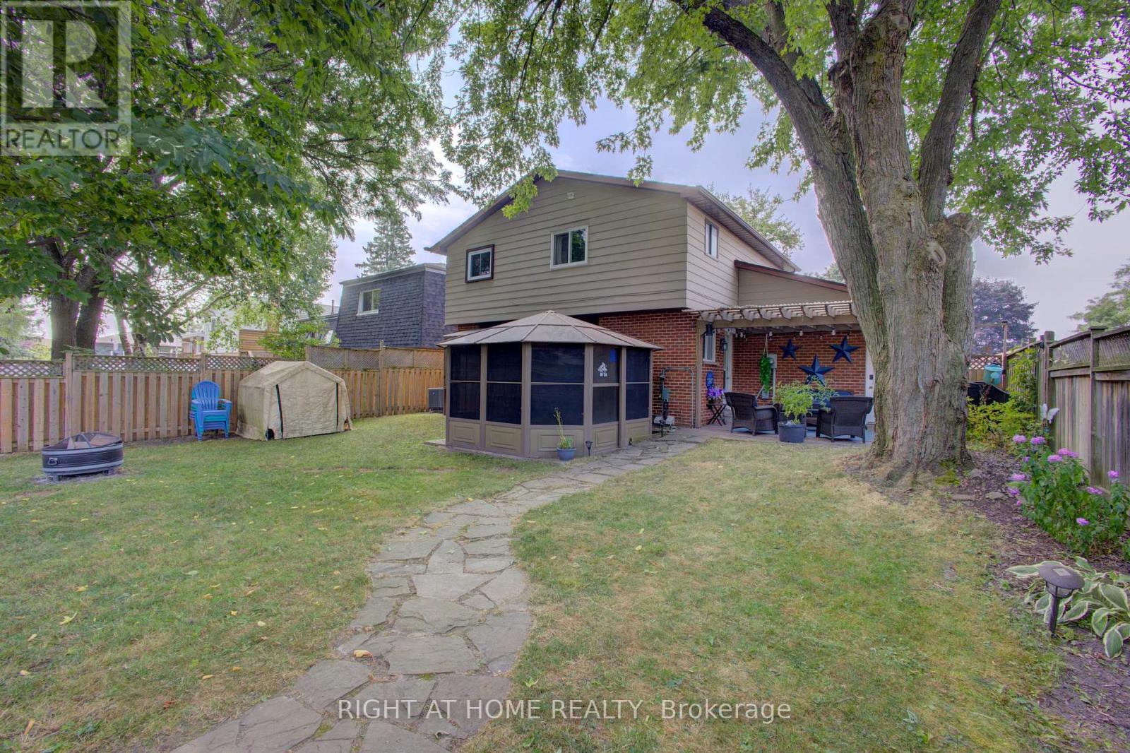 3 Newton Drive, Orangeville, Ontario  L9W 3E3 - Photo 25 - W12989098