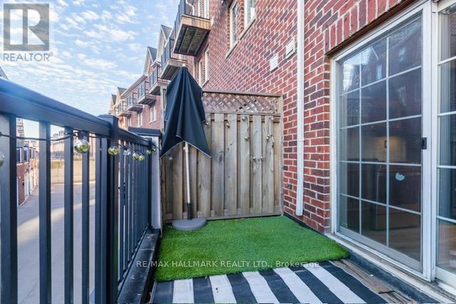 36 - 99 The Queensway, Toronto, Ontario  M6S 5B4 - Photo 16 - W12989114