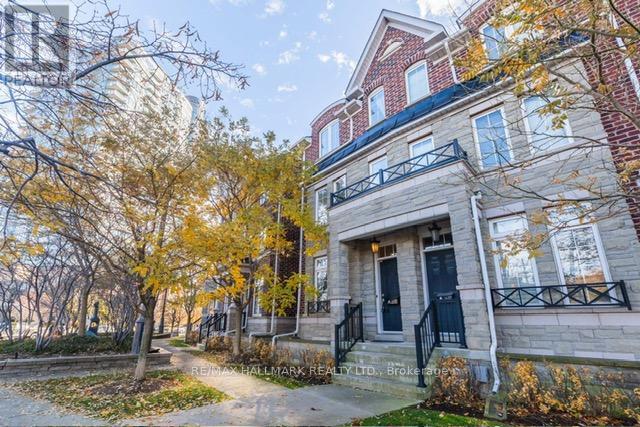 36 - 99 The Queensway, Toronto, Ontario  M6S 5B4 - Photo 2 - W12989114