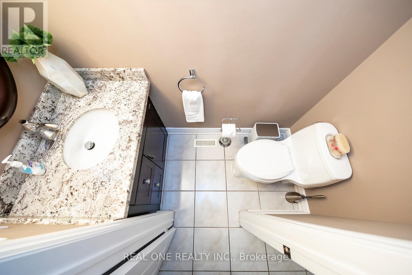 1201 Creekside Drive, Oakville, Ontario  L6H 4Y8 - Photo 23 - W12989124