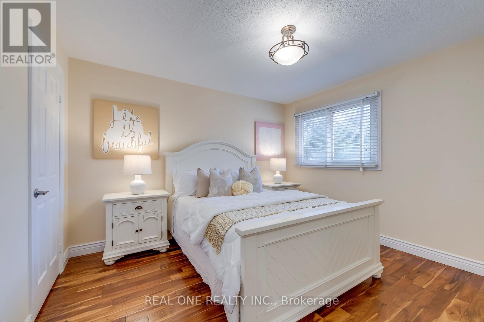 1201 Creekside Drive, Oakville, Ontario  L6H 4Y8 - Photo 39 - W12989124