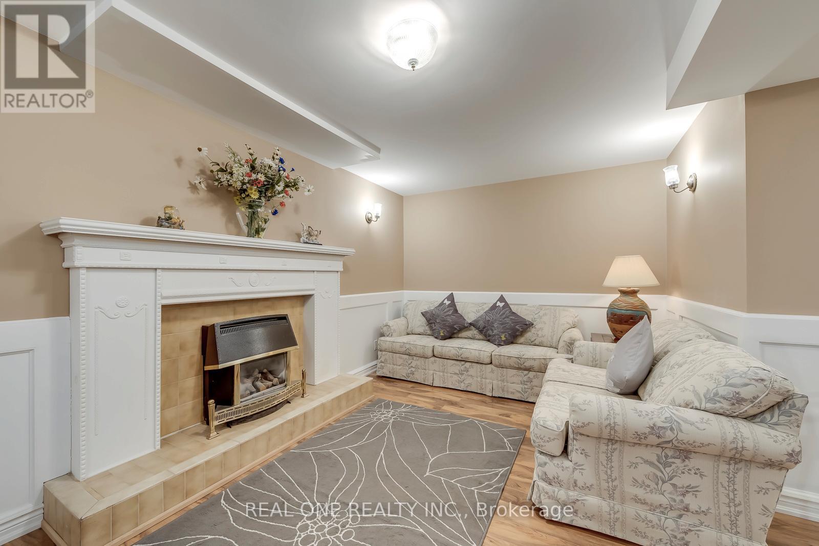 1201 Creekside Drive, Oakville, Ontario  L6H 4Y8 - Photo 44 - W12989124