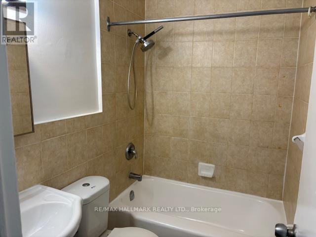 311 - 2 Kinsdale Boulevard, Toronto, Ontario  M8Y 1T7 - Photo 6 - W12989132