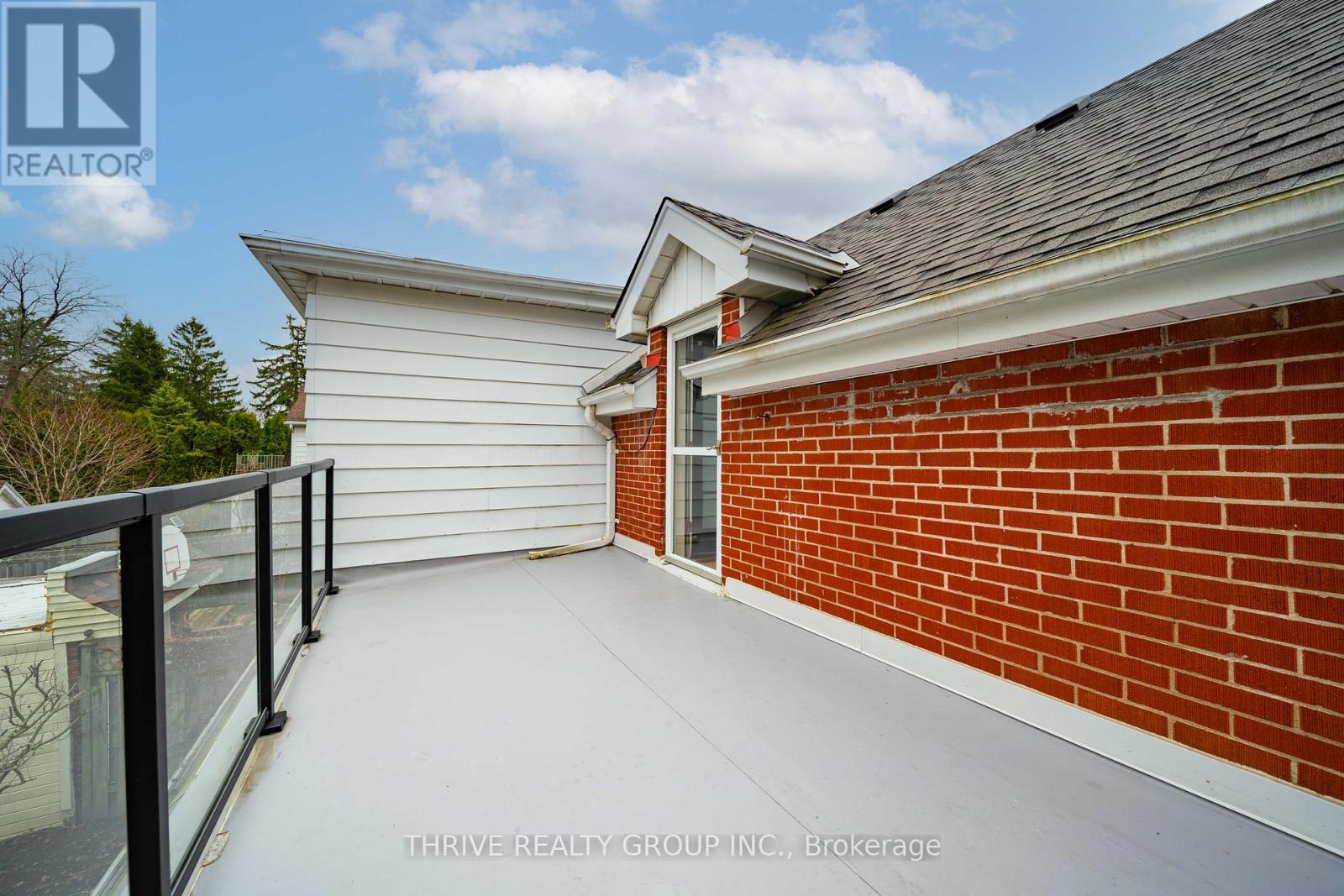 174 Iroquois Avenue, London South, Ontario  N6C 2K8 - Photo 14 - X12989194