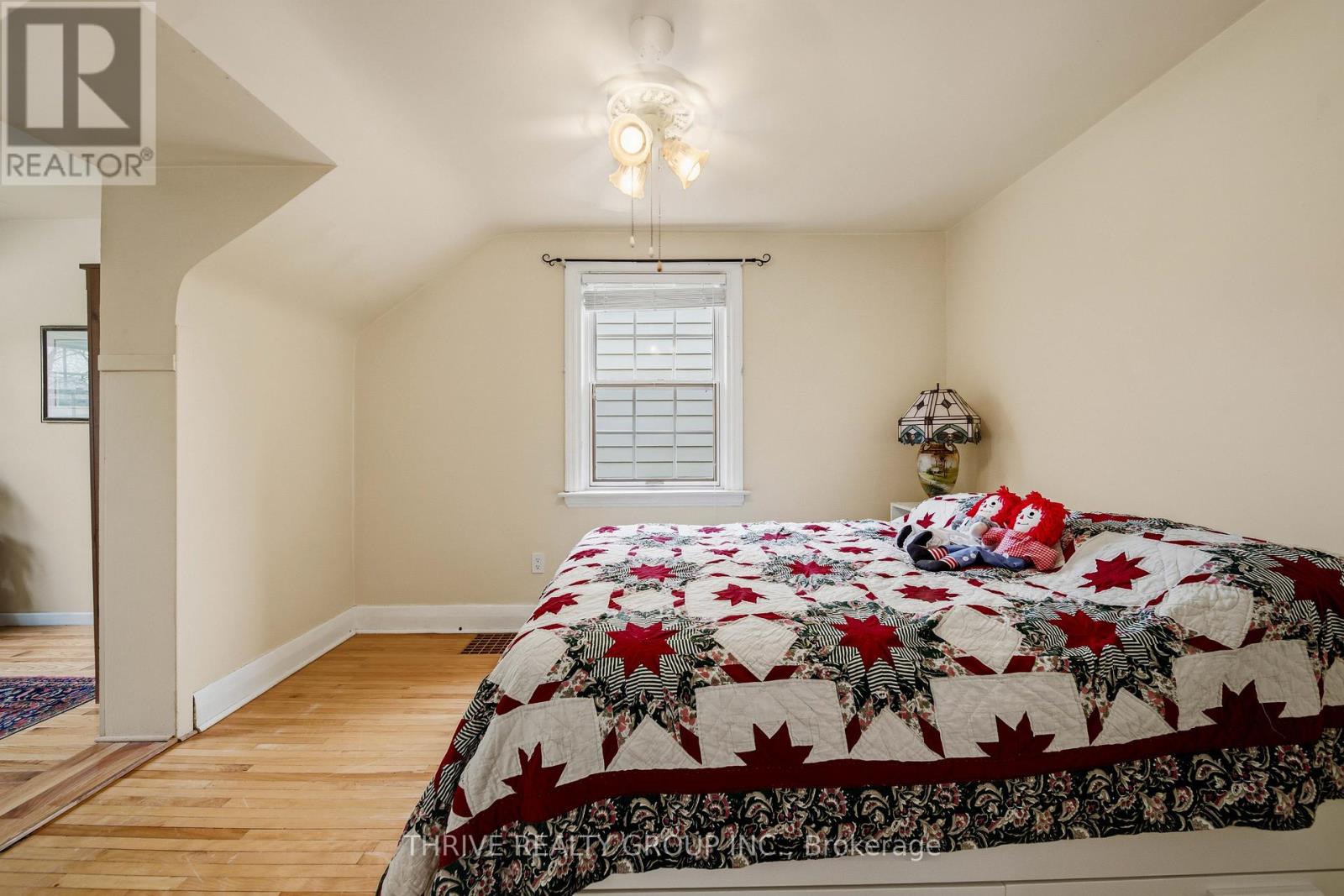 174 Iroquois Avenue, London South, Ontario  N6C 2K8 - Photo 35 - X12989194