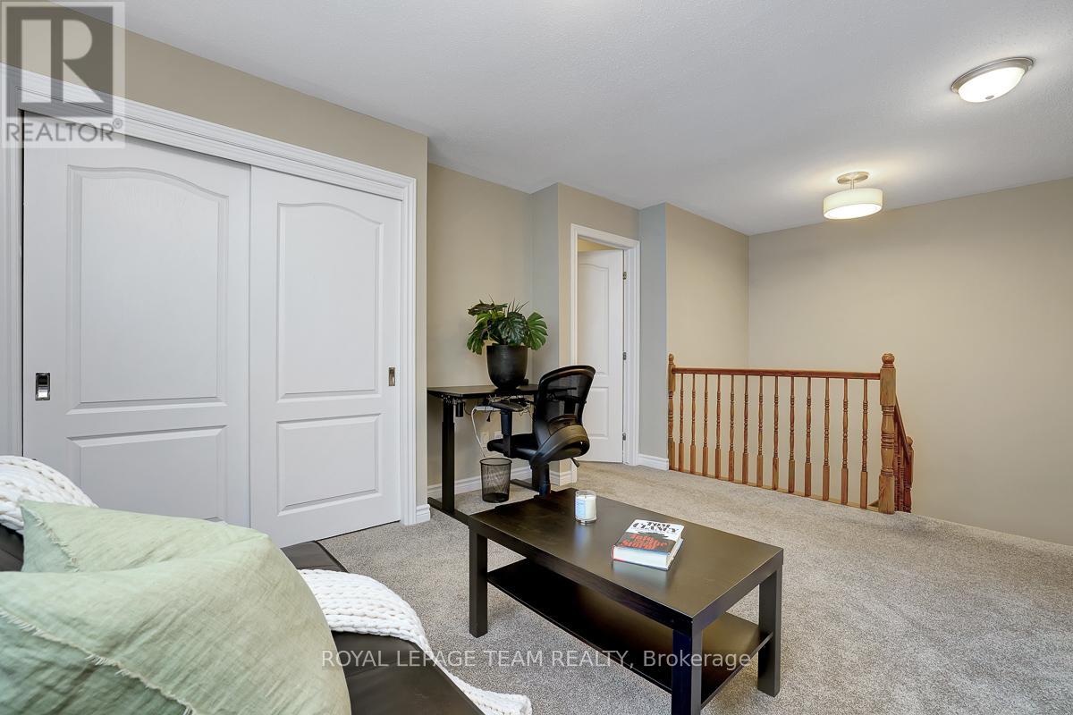 254 Tewsley Drive, Ottawa, Ontario  K1V 0Y6 - Photo 18 - X12989174