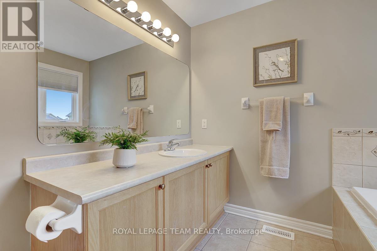 254 Tewsley Drive, Ottawa, Ontario  K1V 0Y6 - Photo 21 - X12989174