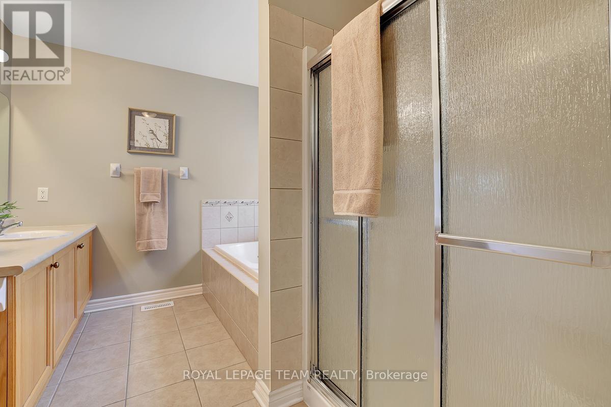 254 Tewsley Drive, Ottawa, Ontario  K1V 0Y6 - Photo 22 - X12989174